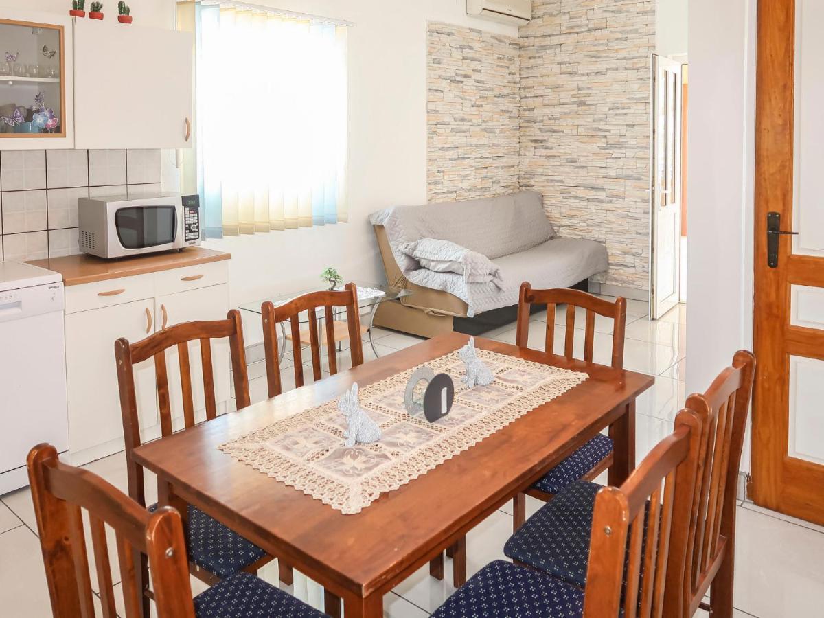 Apartment Golic - Kbg300 By Interhome Cesarica Buitenkant foto
